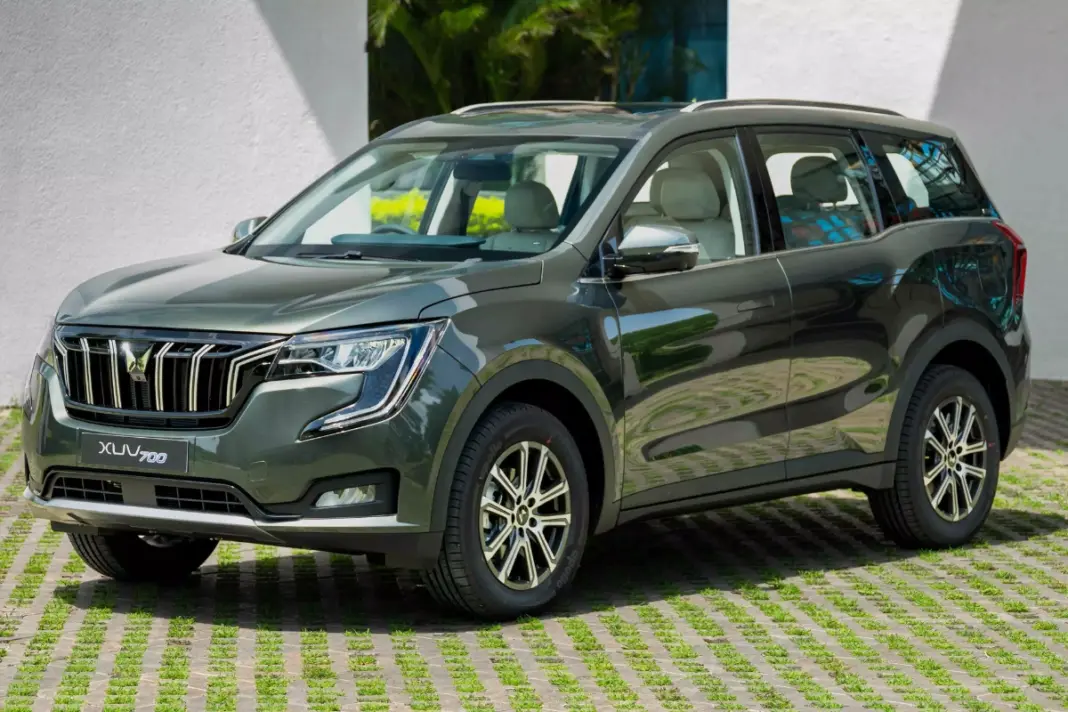 Mahindra XUV 700