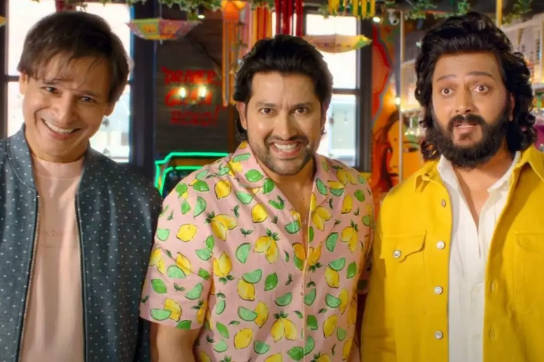 Mastiii 4 Box Office Collection Day 1 - Vivek Oberoi Riteish Deshmukh and Aftab Shivdasani