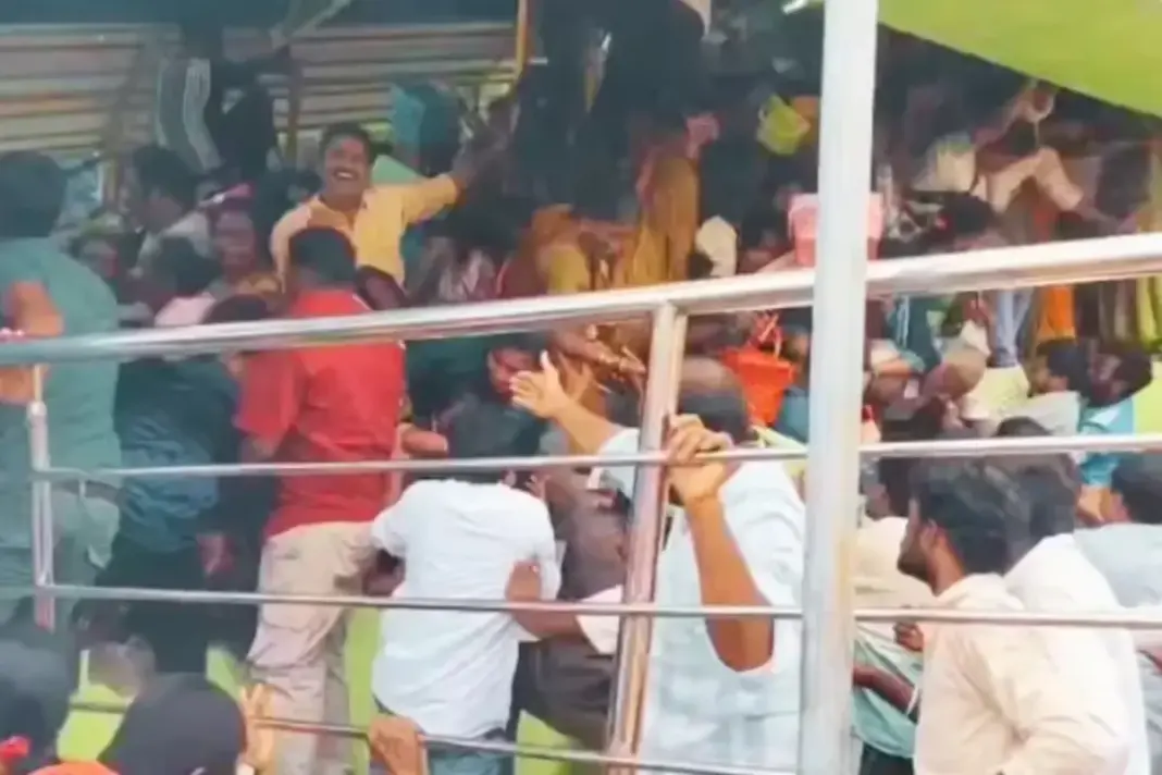 Srikakulam-Temple-Stampede