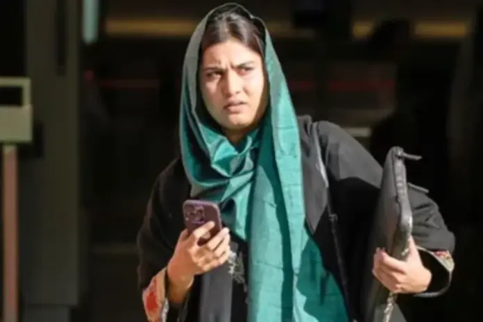 Iqra Hasan Iqra Hasan