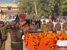 J&K Viral Video: ‘Papa, Papa, Papa…’ Daughter’s Heartbreaking Cry Over Amjad Ali’s Body Moves Millions Online J&K Viral Video