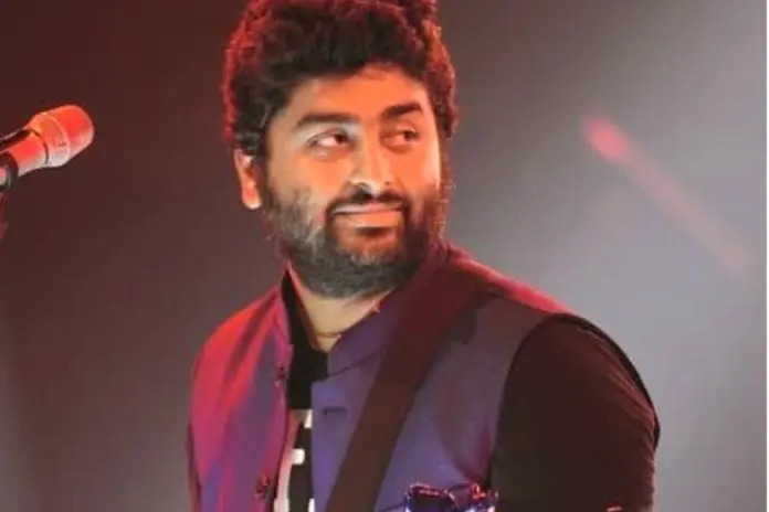 Arijit Singh Quits Playback Singing, Bhushan Kumar Blamed