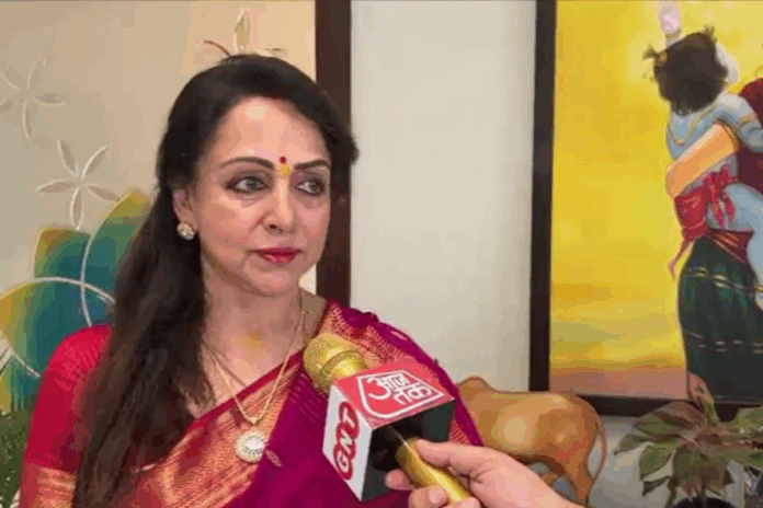 Hema Malini Viral Video