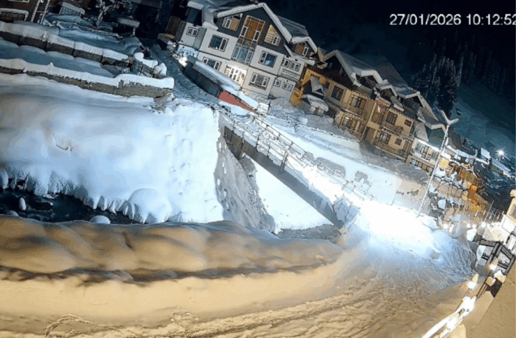 Sonamarg Avalanche Viral Video