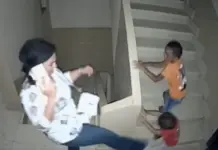 Viral Video: Mother Or Butcher? Cruel Mom On Phone Hits Little Child With Legs, Netizen Says ‘Karma Will Hit Her Hard’ Viral Video