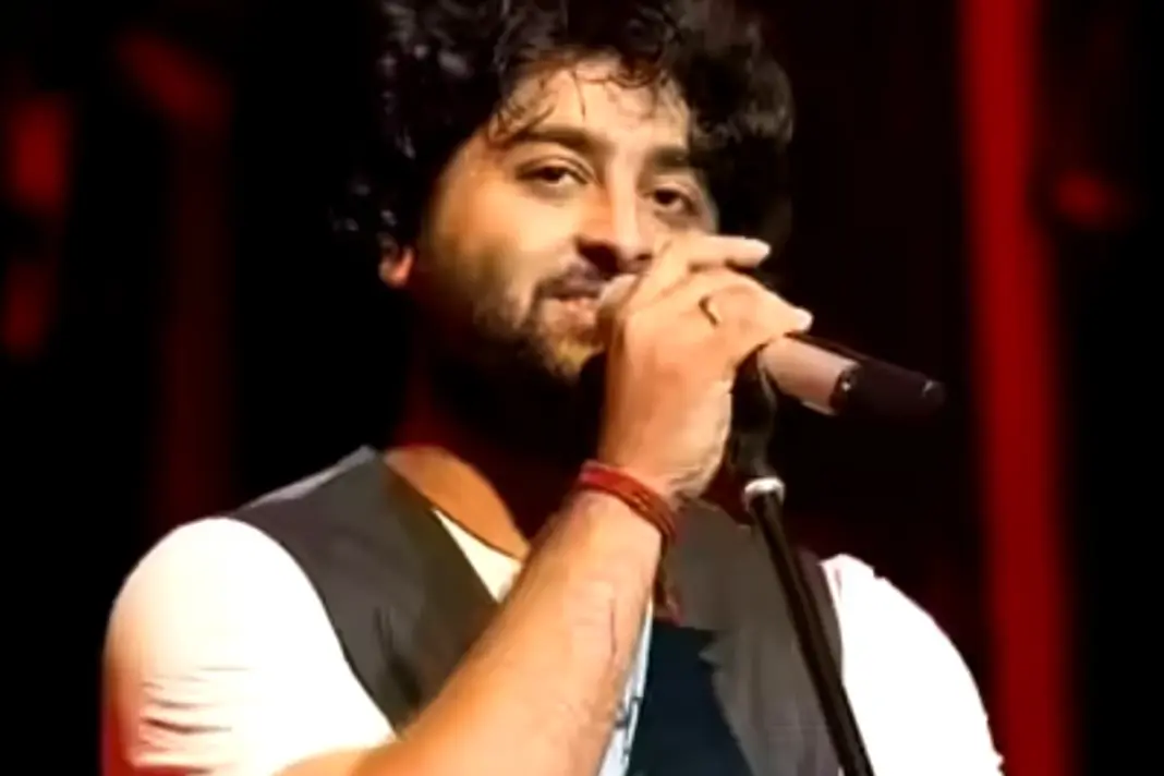 Arijit Singh Shuts Down Trolls