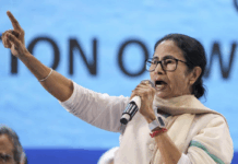 WB CM Mamata Banerjee Tries to Make SIR a Poll Issue in Bengal, Will it Cut Ice With The Voters? Mamata Banerjee