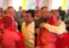Emotional Rajpal Yadav Hugs Niece During Bidai Rituals, Netizen Says ‘Itna Bhavuk Jail Jate Waqt…’ – WATCH Rajpal Yadav Viral Video niece bidai