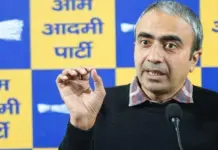 No Fuel Crisis or Silent Panic! Anurag Dhandha Questions BJP’s Mixed Messaging as Spokesperson Queues Up at Petrol Pump During Live Debate Anurag -Dhanda