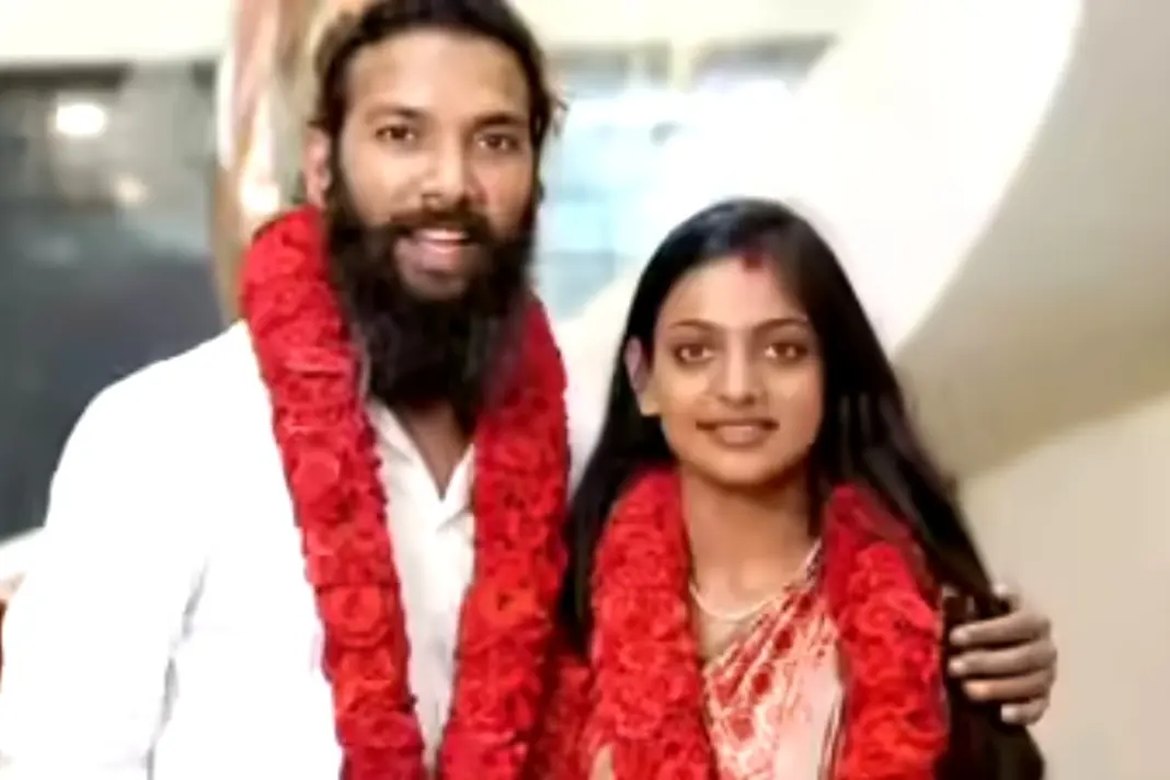 Monalisa Bhosle and husband Farman Khan
