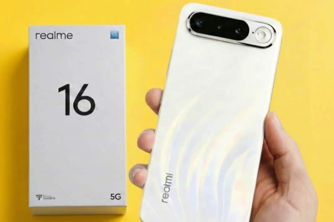 Realme- 16
