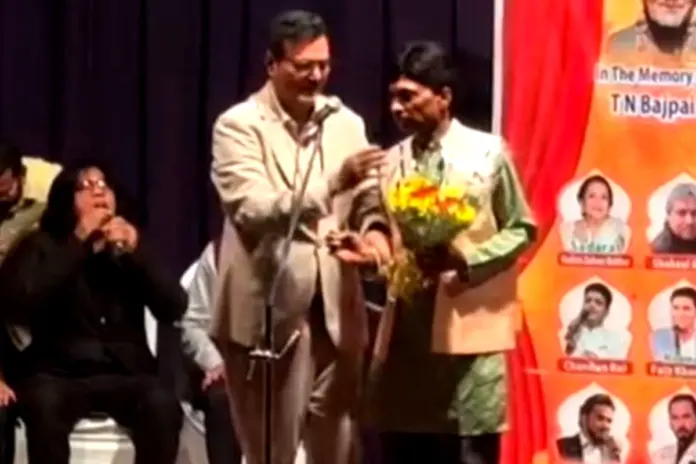 Sunil Pal Viral Video