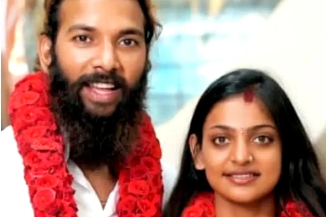 Monalisa Bhosle Real Age is 16, POSCO case filed on Husband Farman Khan