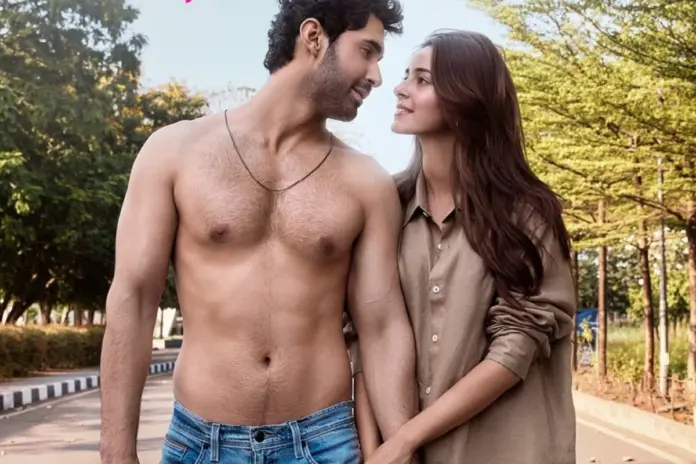 Chand Mera Dil Review Ananya Panday and Lakshya
