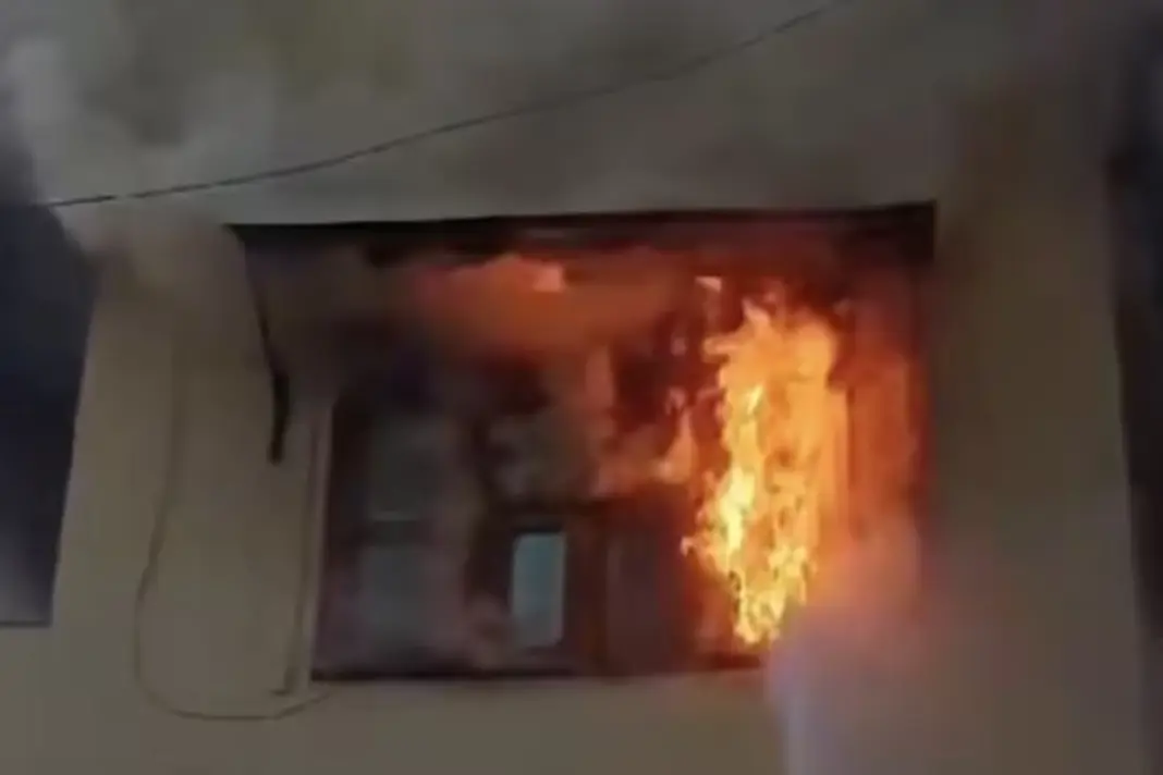 Delhi- AC -Blast