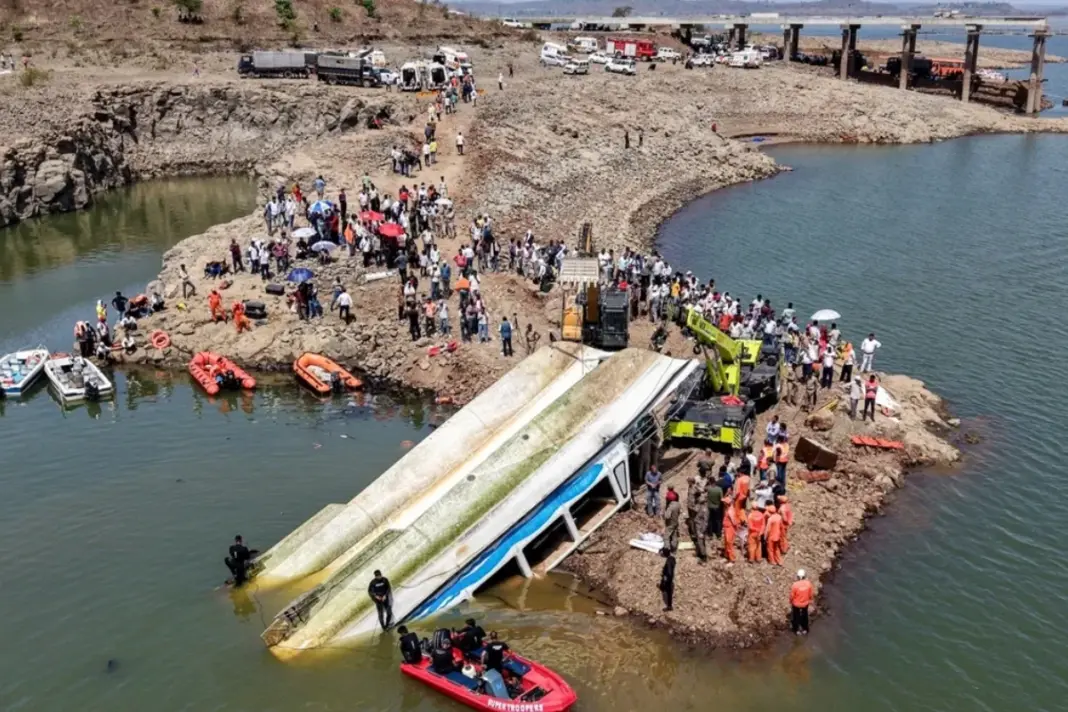 Jabalpur- Cruise- Accident