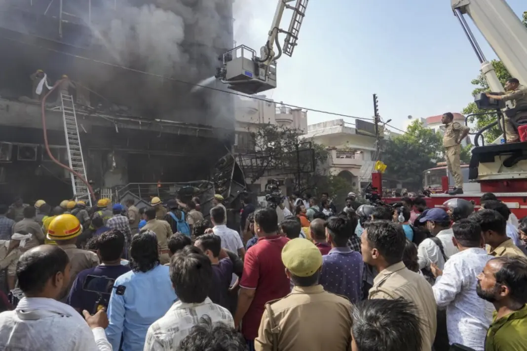 Lucknow -Fire