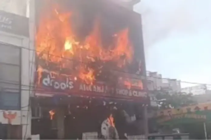 Lucknow- Fire- Tragedy