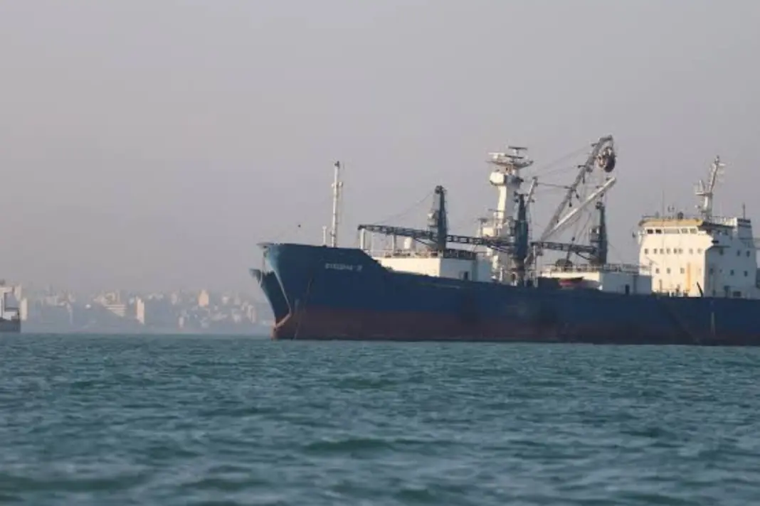 Strait- of- Hormuz