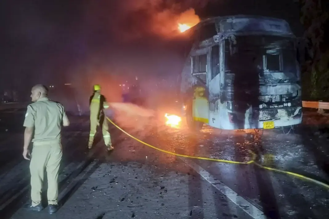 Greater- Noida- Bus- Fire